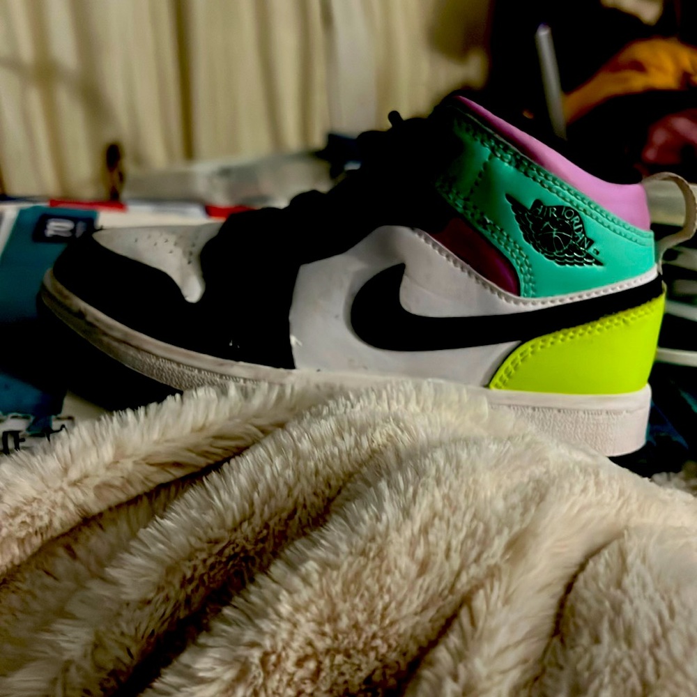 12 c kids Jordan’s